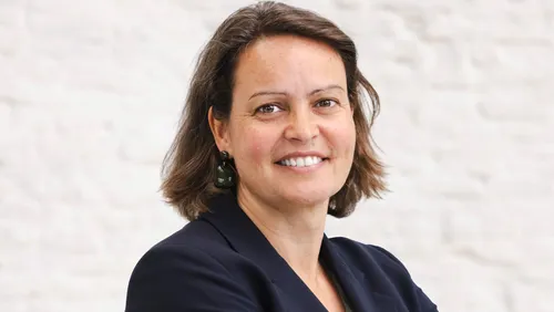 Headshot photo of Julia Oomens-Meer, Strategic Business Relations Lead at Paebbl