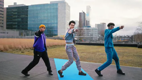 Songfestival vlogger Willem Lee Adams van Wiwibloggs, een grote naam onder Eurovisiefans, danste als avatar mee in onze #SwingAlong campagne.