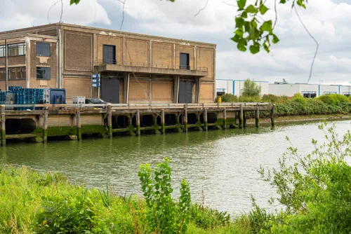 Photo of Keilehaven, with Katoenhuis (old warehouse) visible