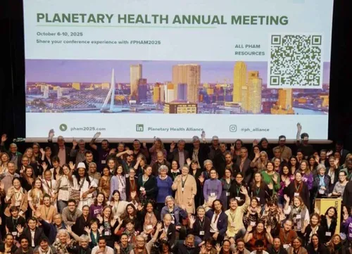 Photo of gathered delegates in front of the main stage at the 2025 Planetary Health Annual Meeting congress