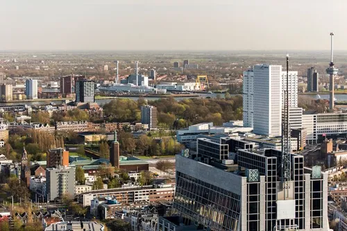 Photo of part of Rotterdam's cityscape, with the Erasmus MC complex visible